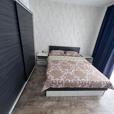 Nesta Apartament Leilighet Fălticeni Eksteriør bilde